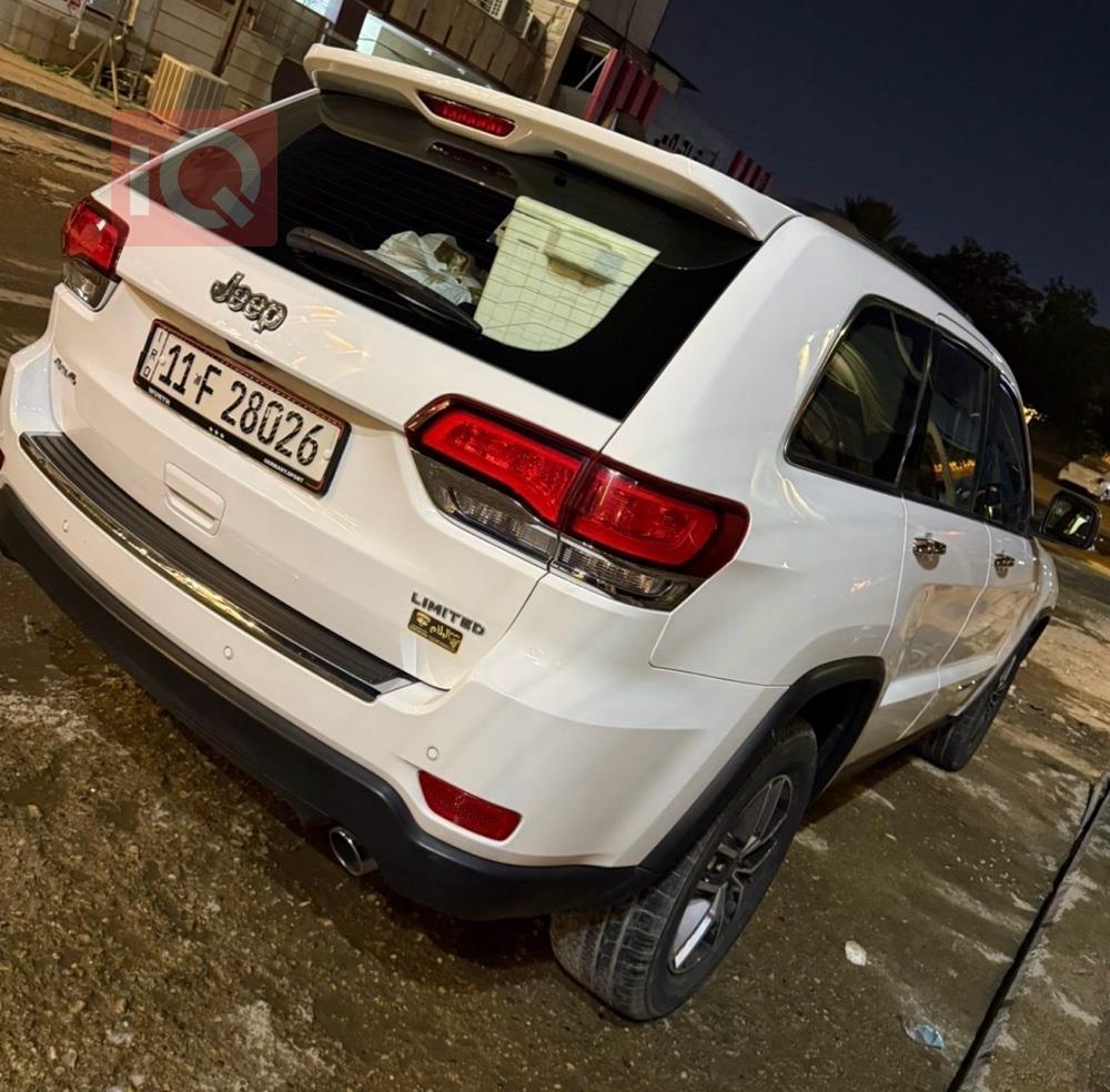 جيب جراند شيروكي